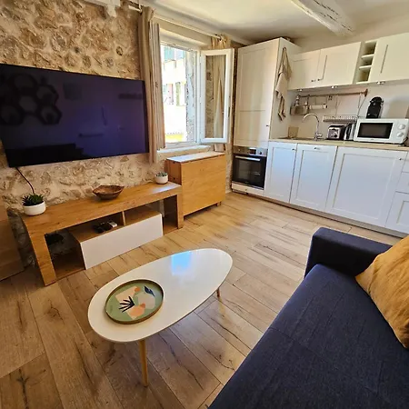 Apartament 2 Pieces Au Coeur Du Vieil *