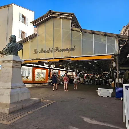 Apartment 2 Pieces Au Coeur Du Vieil