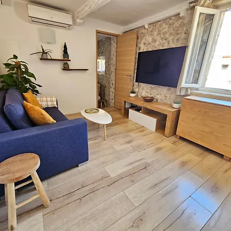 Apartment 2 Pieces Au Coeur Du Vieil *