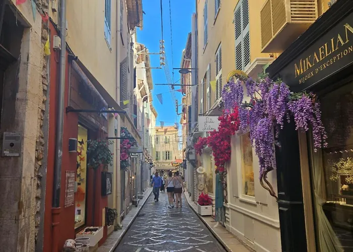 Daire 2 Pieces Au Coeur Du Vieil Antibes