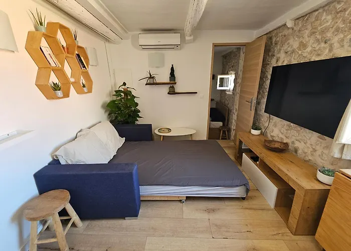 2 Pieces Au Coeur Du Vieil *