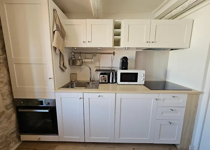 2 Pieces Au Coeur Du Vieil Daire